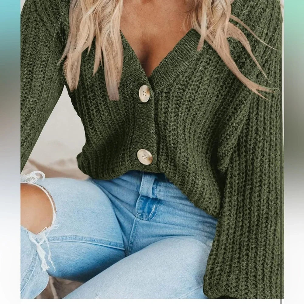 Chunky Knit Open Front Sweater Long Sleeve Button Loose Short Cardigan
8093 - Picture 5 of 9